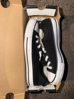 Converse Chuck Taylor Low Top Sneakers