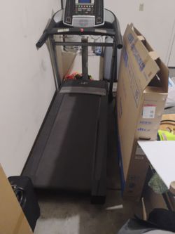 Nordic track tread mill