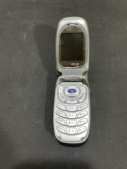 Samsung Flip Phone… Battery Included… Untested