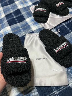 Black balenciaga fur slides size 7