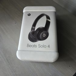 Beats Solo 4 
