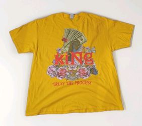 King ' Trust The Process' Graphic Tee Size XL (119)