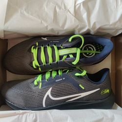 Nike Seahawks Running Shoes New