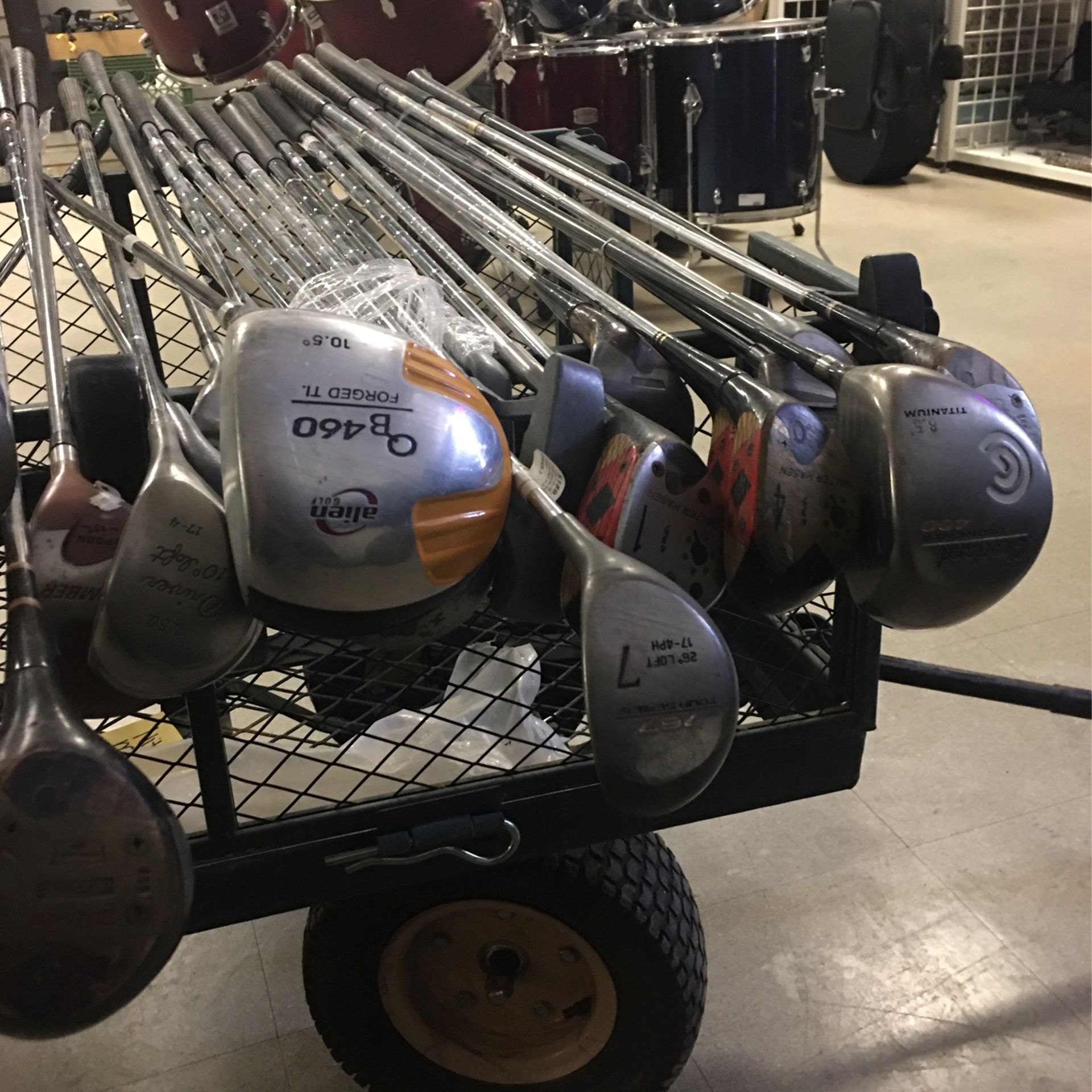 Going Out Of Business Sale Ping Callaway Alien Golf Clubs Putters for