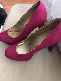 Pink/purple velvet heels