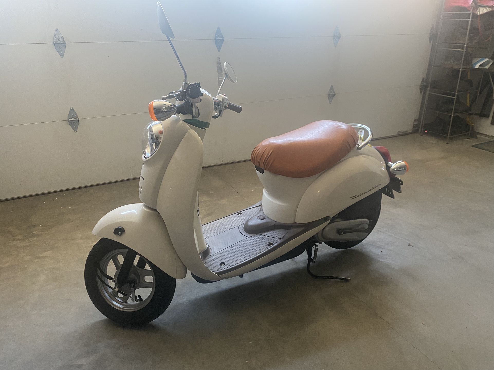 Honda Metropolitan Moped