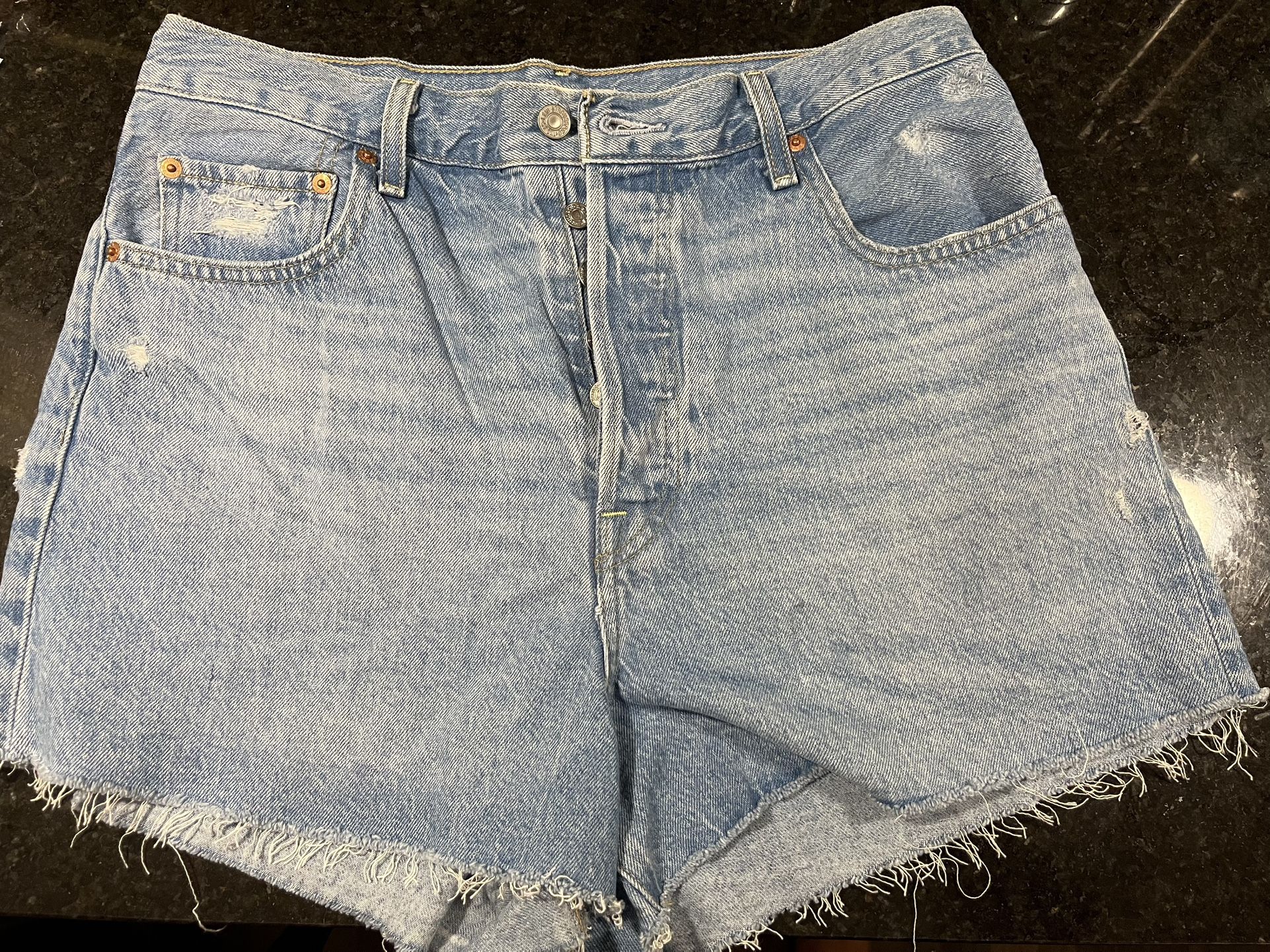 Denim Shorts. Each Sold Individually. New Levi’s No Tags, Good American With Tags
