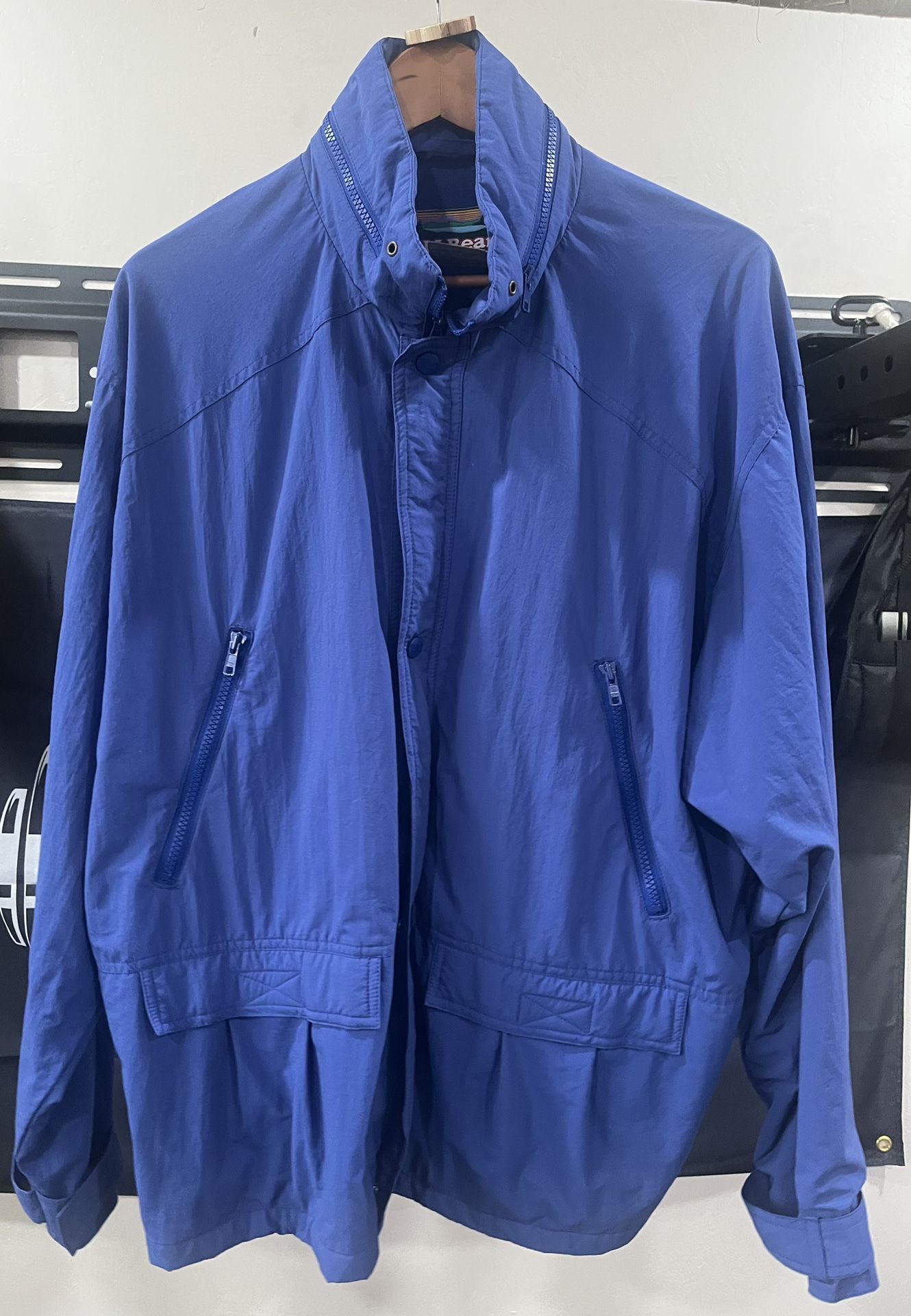 LL Bean Ski/ Windbreaker Blue Jacket in Men’s L