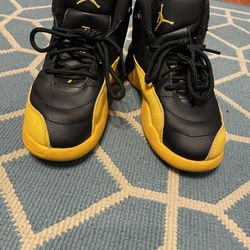Yellow and shop black jordan 12s