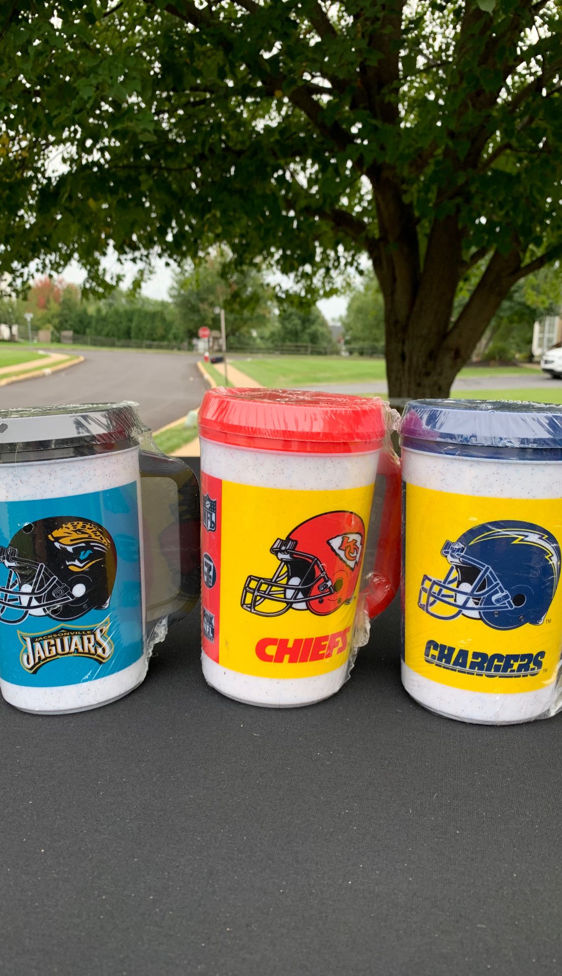 NFL 7-11 Coffee Mugs by Aladdin Set of 14