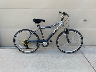 Bicycle Next Avalon hybrid road or mountain bike 7 speed
