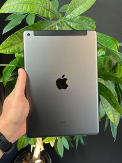 iPad 9th Gen - Cellular/Wifi - 64GB