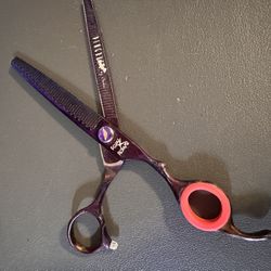 Professional Thinning Shears. 