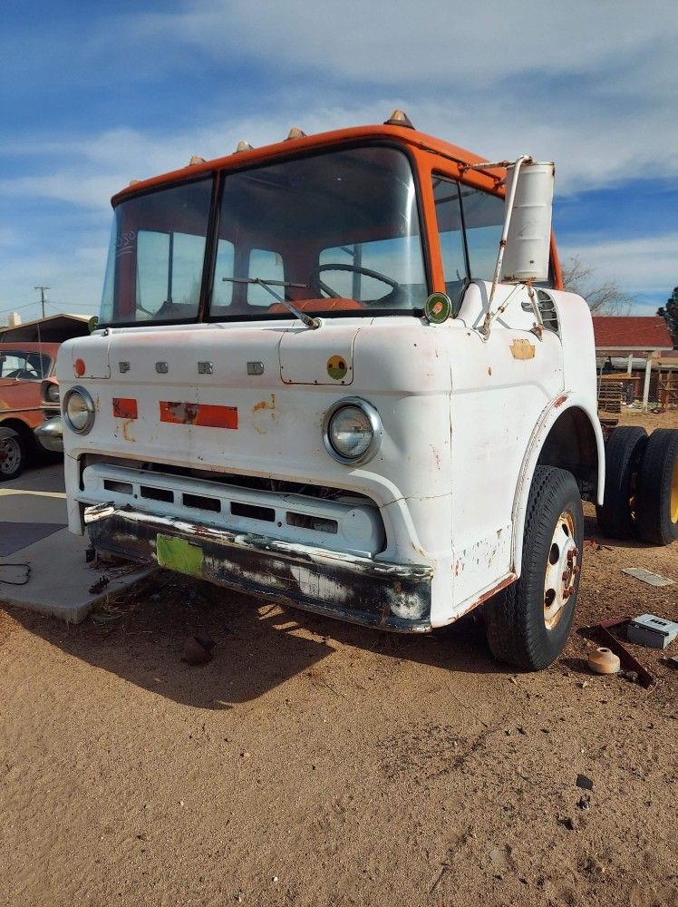 1967 Ford C600 Cabover