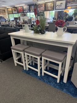 Bar Table with 3 bar Stools & USB ports