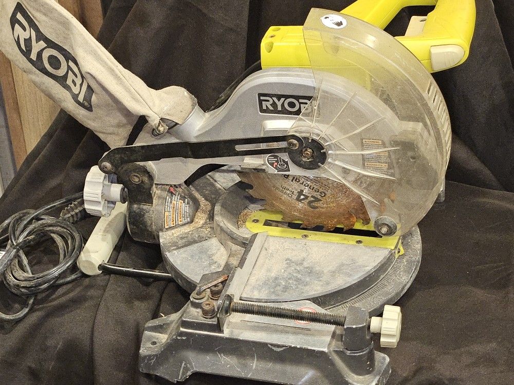 Ryobi Table Saw