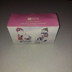 JOLLY SANTA'S HELPERS SALT AND PEPPER SHAKERS WITH SNOWGLOBES FROM JC PENNY HOME COLLECTION NEW IN BOX