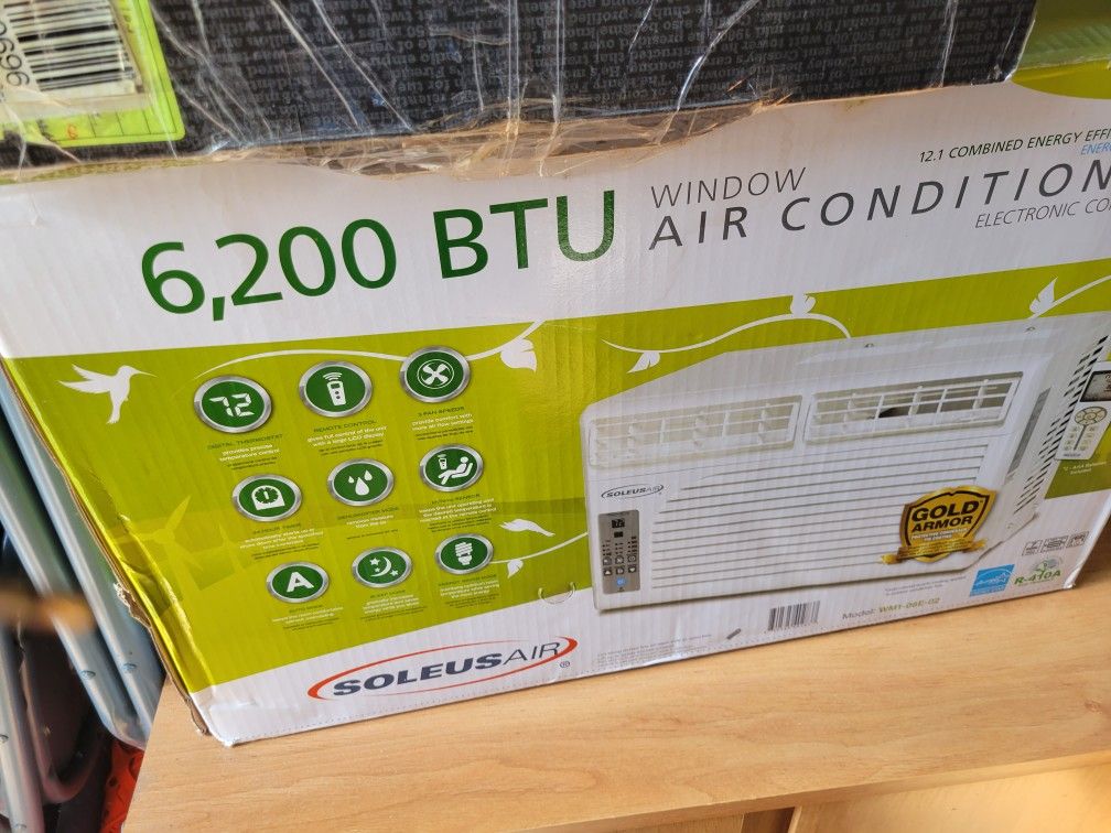 SoleusAir 6200 BTU window Air Conditioner