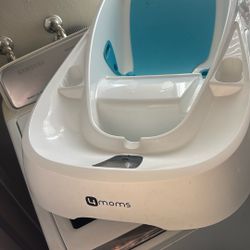4 Moms Baby Tub 