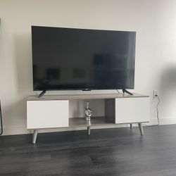 55 inch 4K RokuTV