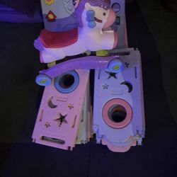 Free Kids Fence And Horse Toy 