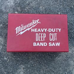 Milwaukee Bandsaw