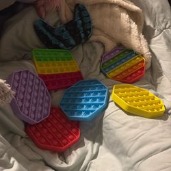 7 Medium Sized Pop Its