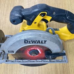 DEWALT 20V MAX 6-1/2* Circular Saw DCS391 Bare Tool