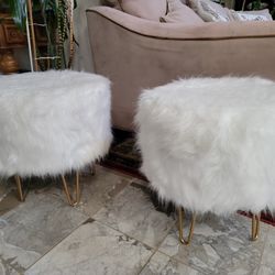 Radovre Hairpin Ottoman Faux Fur White