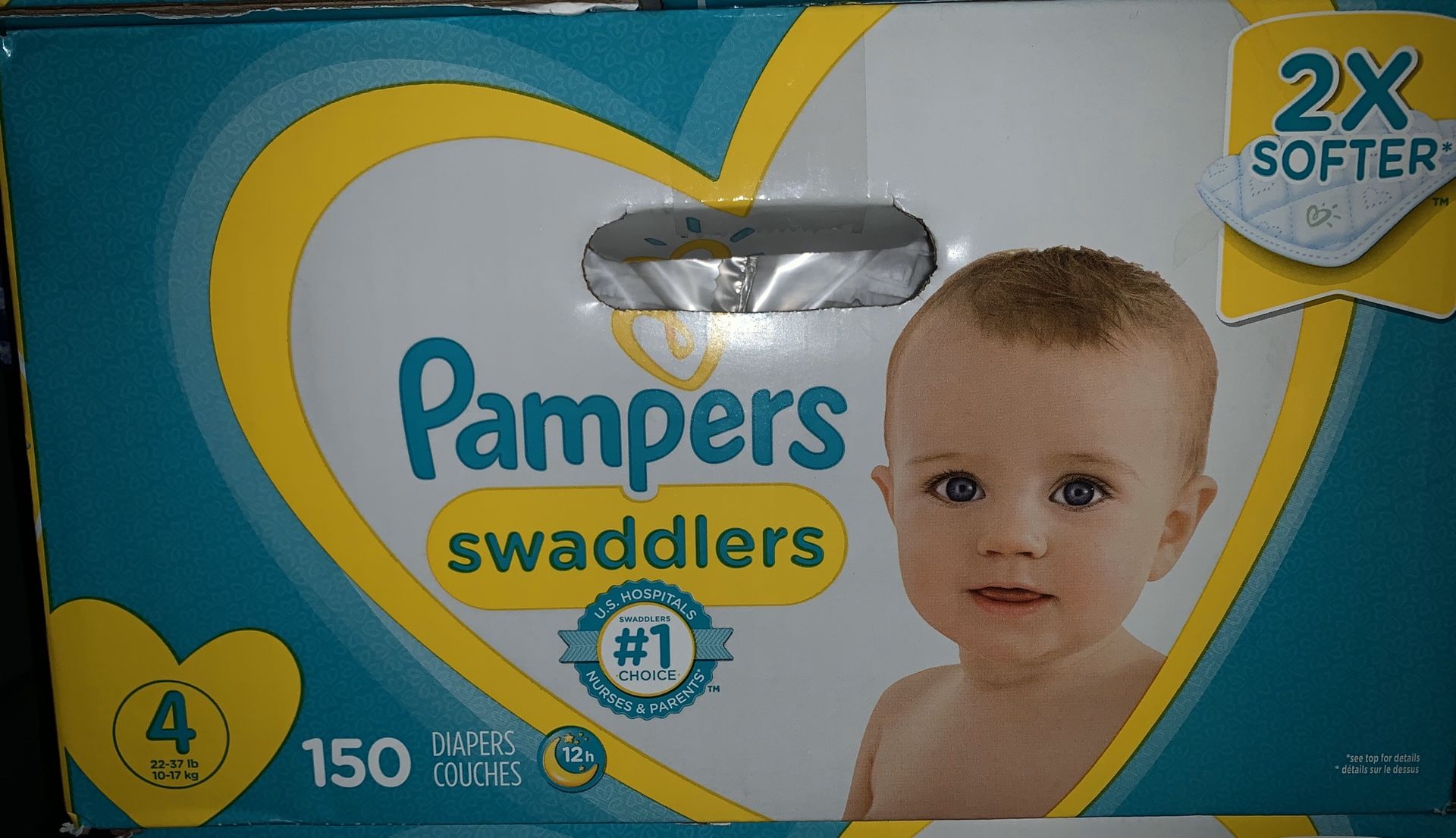 Pampers diapers/pañales size 4 Swaddlers