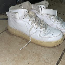 High top Air Force ones