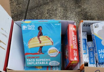 Various inflatable pool tubes