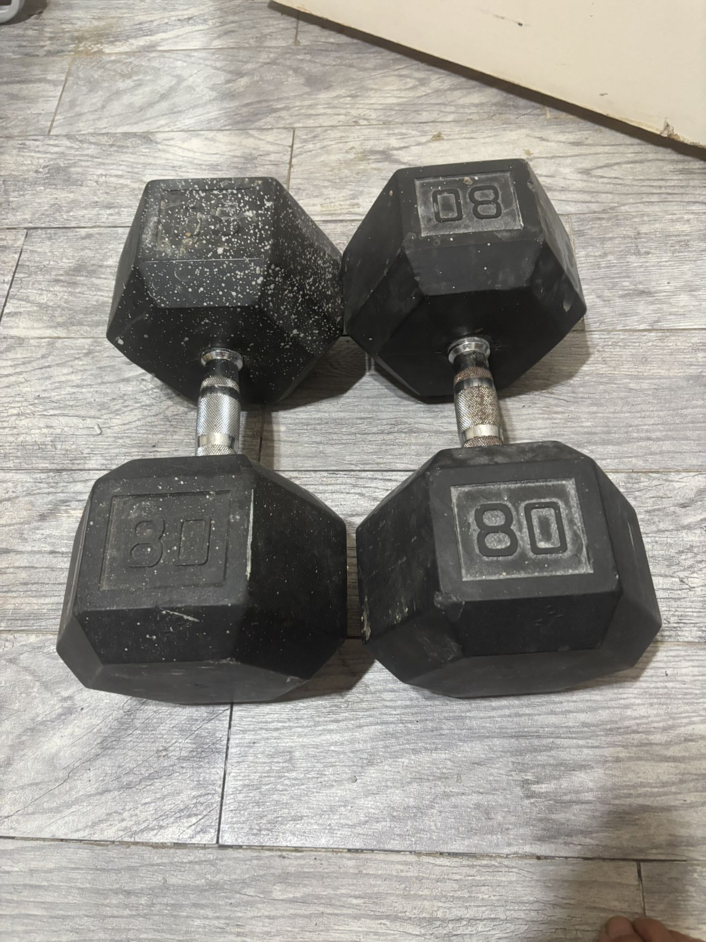 2-80lb Rubber Coated Dumbbells