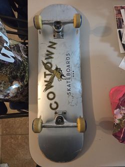 Skateboard Cowtown Complete 8.25 deck