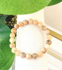 Natural Sunstone Bracelet (Uplift Energy)