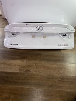 2020 Lexus IS 300 F Sport Trunk