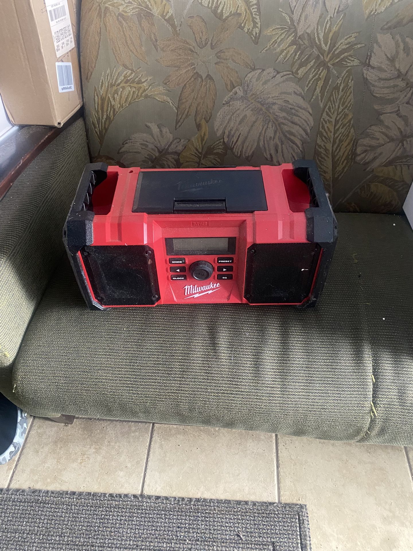 Milwaukee M18  Job Radio 
