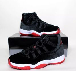 Jordan 11 Velvet