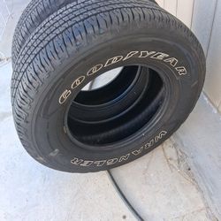4 Tires  265/70/17.. Goodyear Fortitud..