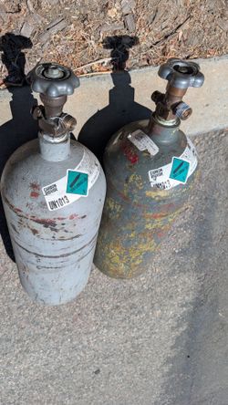 CO2 tanks w vintage Sherwood valves C02 brass valve tank pair carbon dioxide