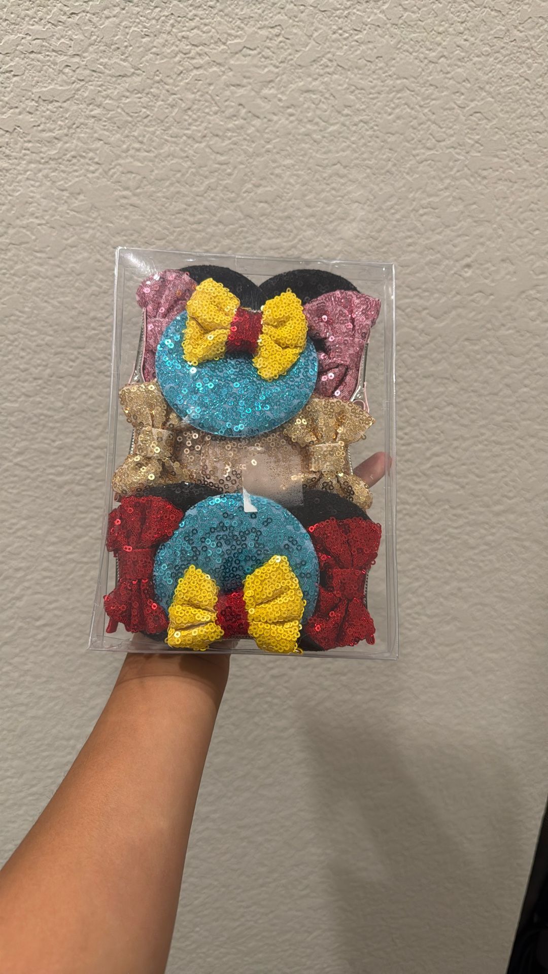 minnie mouse ear clips