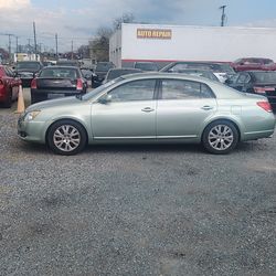 2010 Toyota Avalon