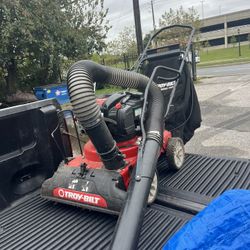 Leaf Vacuum And Chipper 