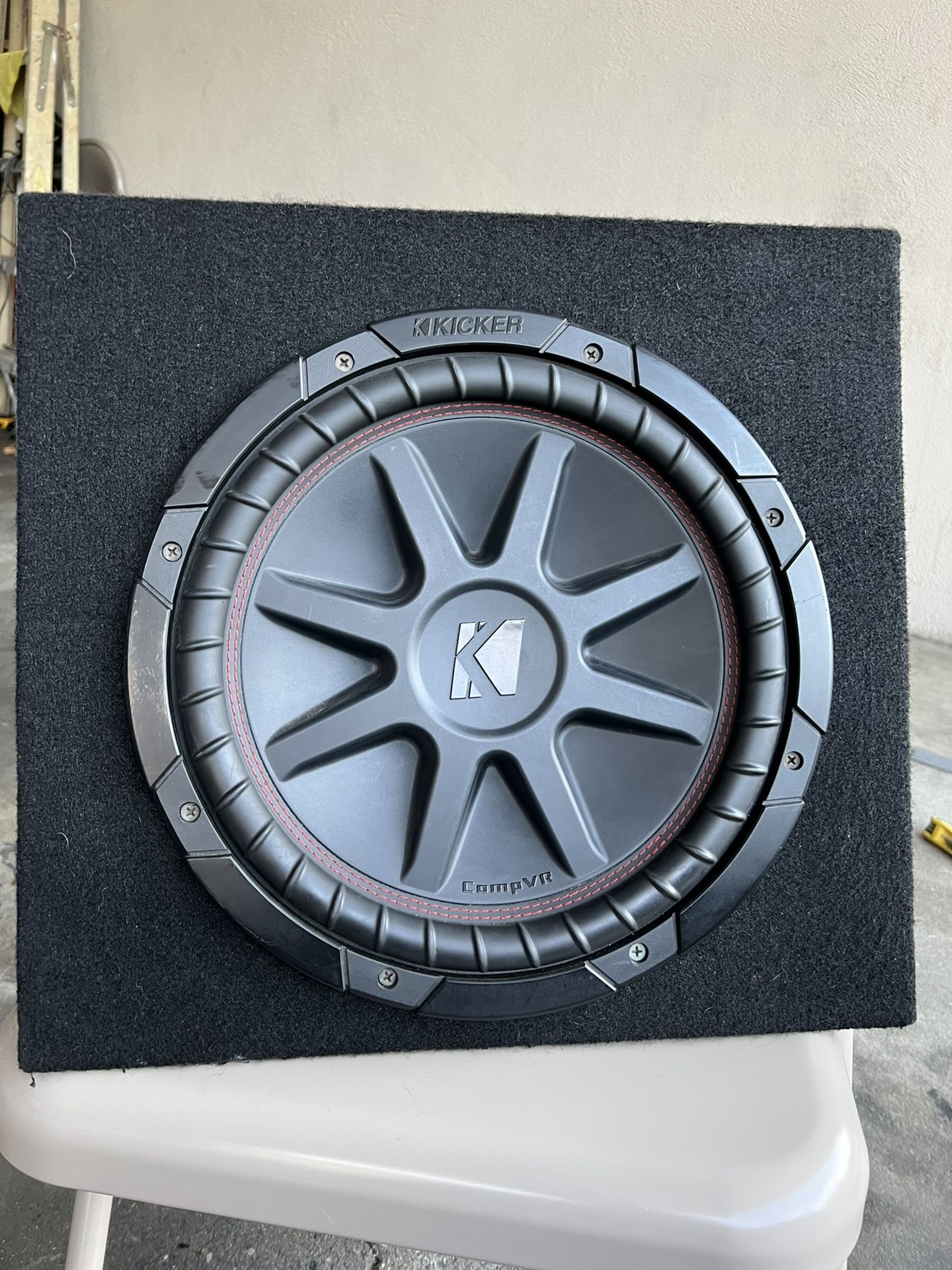 Subuffer Kicker 12 Inch 800 Watts