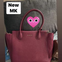 Bolsas Originales $95 Burgundy, Backpack $20, Red $5, Pink $8, Beige $8 , Black Tote $5