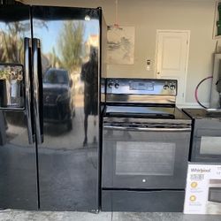 Kitchen Appliances: Refrigerator, Microwave, Range