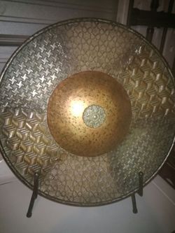 Decorative stand-up huge plate.. Very elegant 4 decoration...