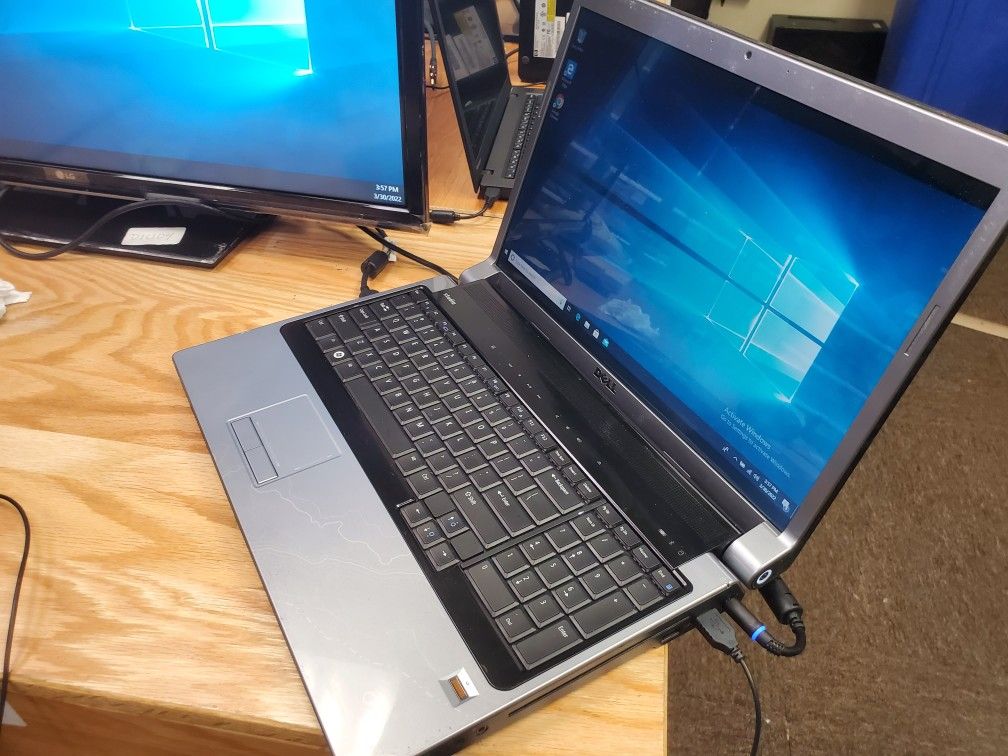 DELL STUDIO 1737 WITH 17.3 INCH SCREEN (INV. D1017NN)