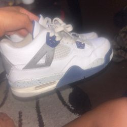 Air Jordan 4 White Blue Sneakers
