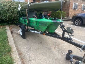 Big fish 108 pedal kayak and trailer